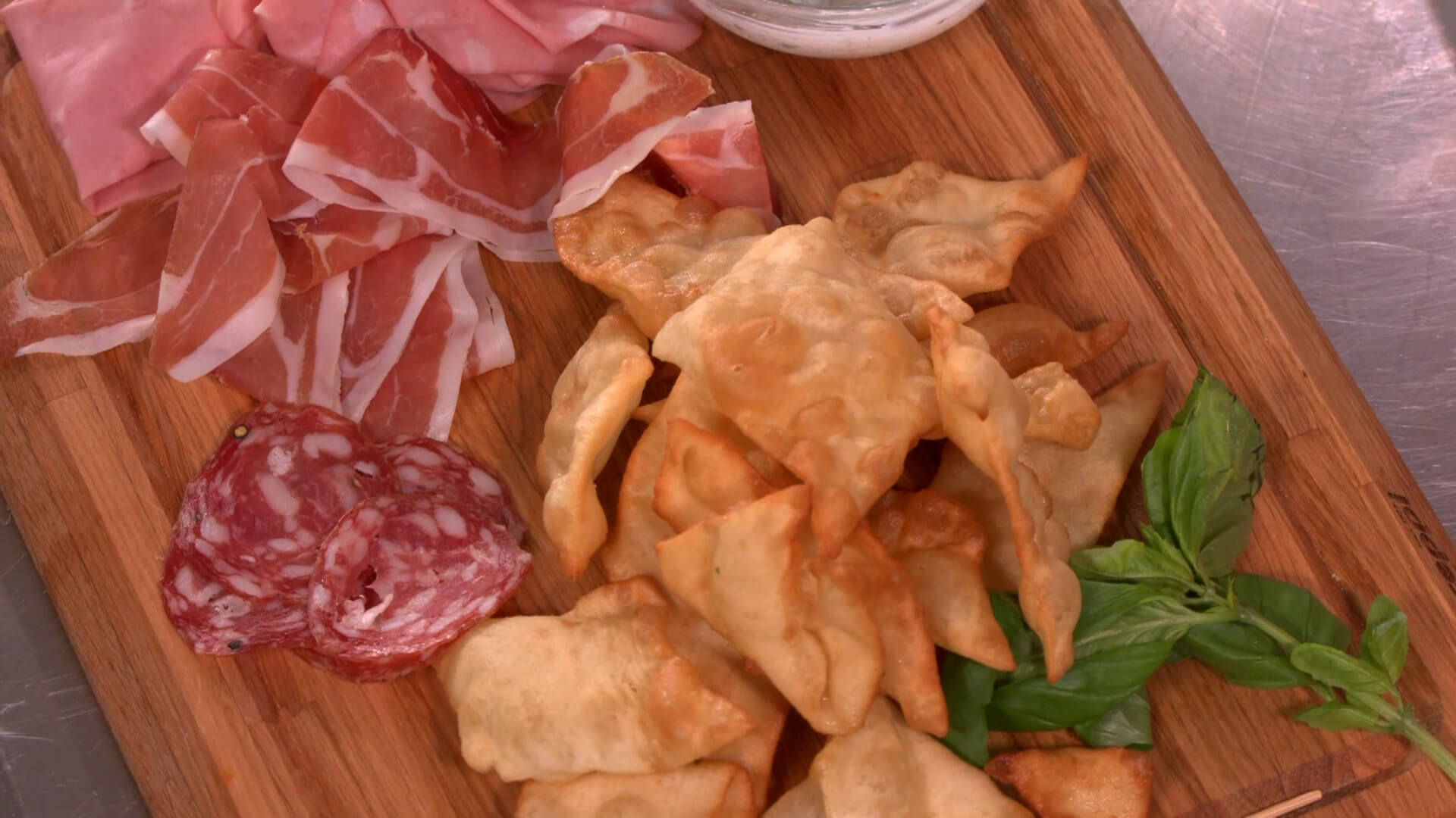 FRITTANZA - ALTRO FRITTO ALTRA CORSA - Stagione 1 Ep12 Thumbnail