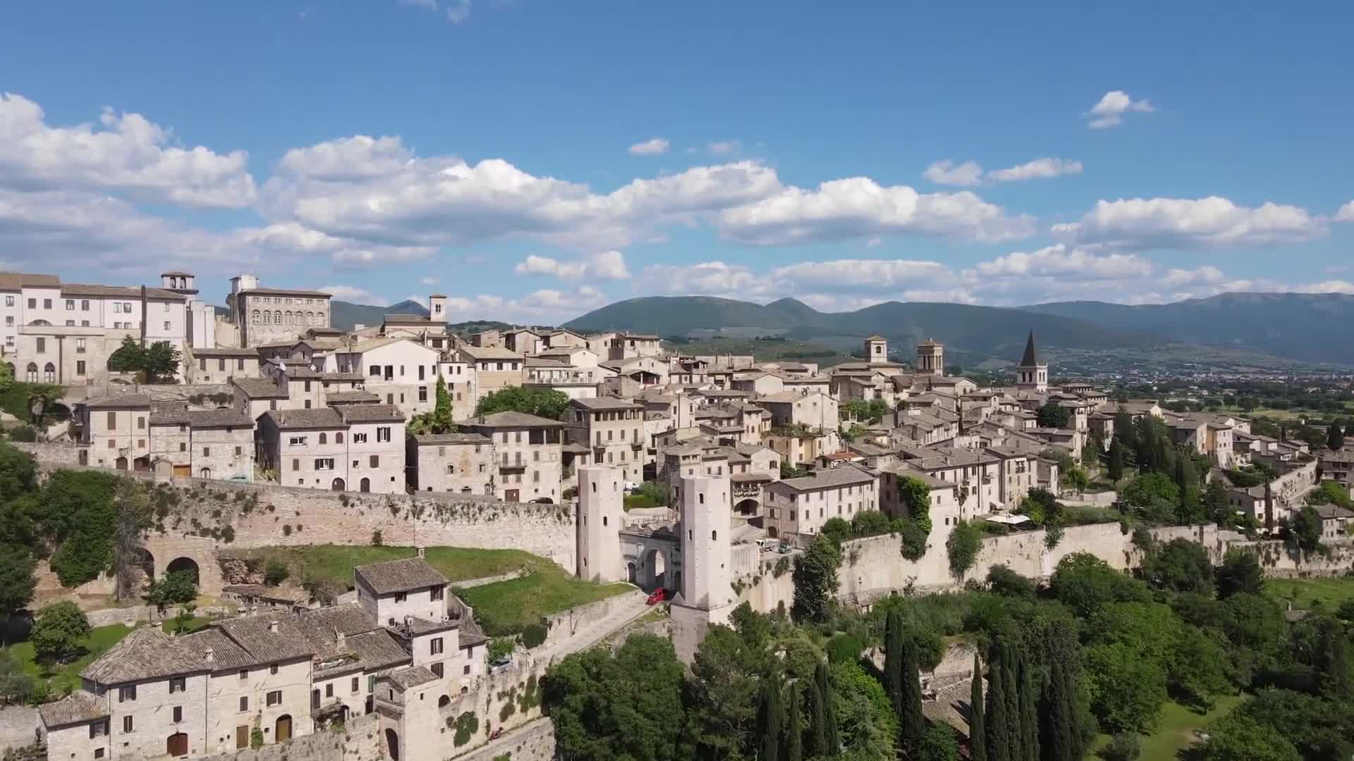 ITALIA IN TOUR - SPELLO - TRAILER Thumbnail