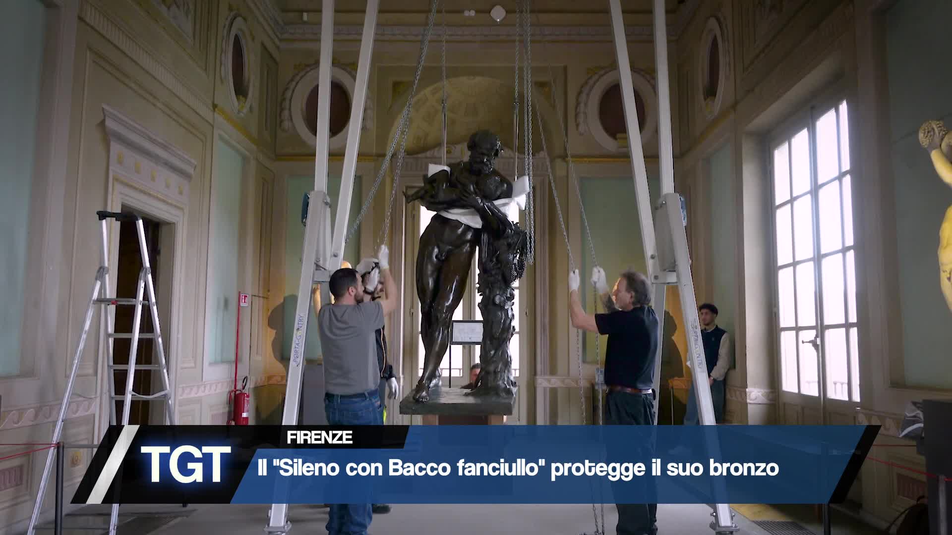 Firenze - Uffizi, il bronzo si rifà il look Thumbnail