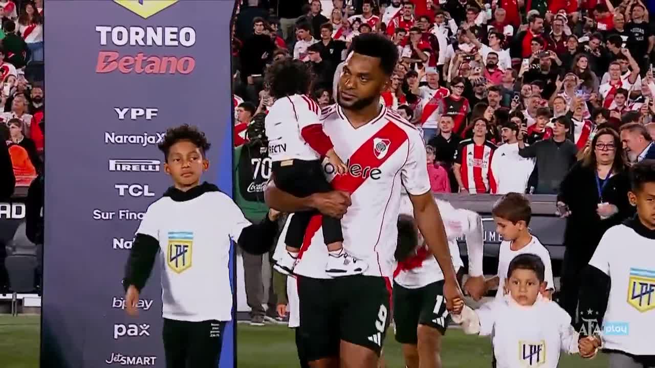 ARGENTINA, RIVER PLATE-VELEZ 1-1 Thumbnail