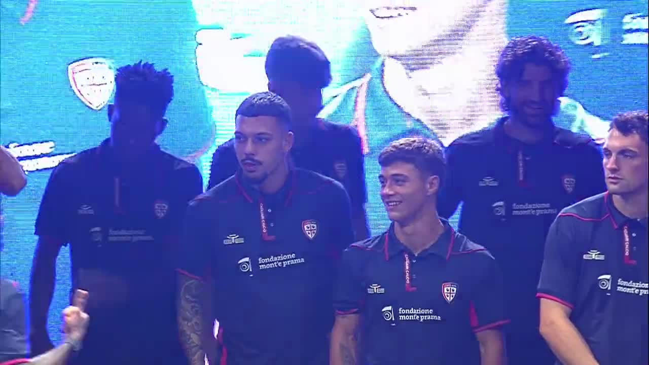 CAGLIARI, ENTUSIASMO E PASSIONE Thumbnail