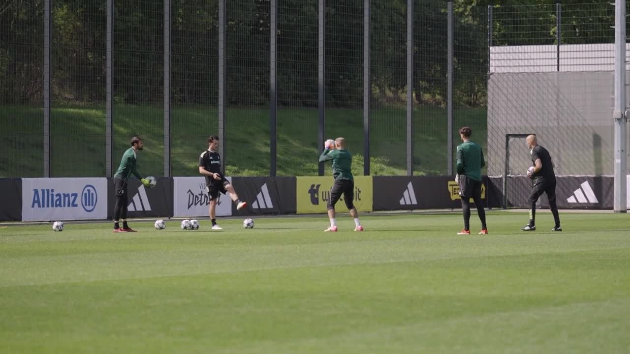 JUVENTUS, CONTRO IL DORTMUND DAVID ANCORA TITOLARE Thumbnail
